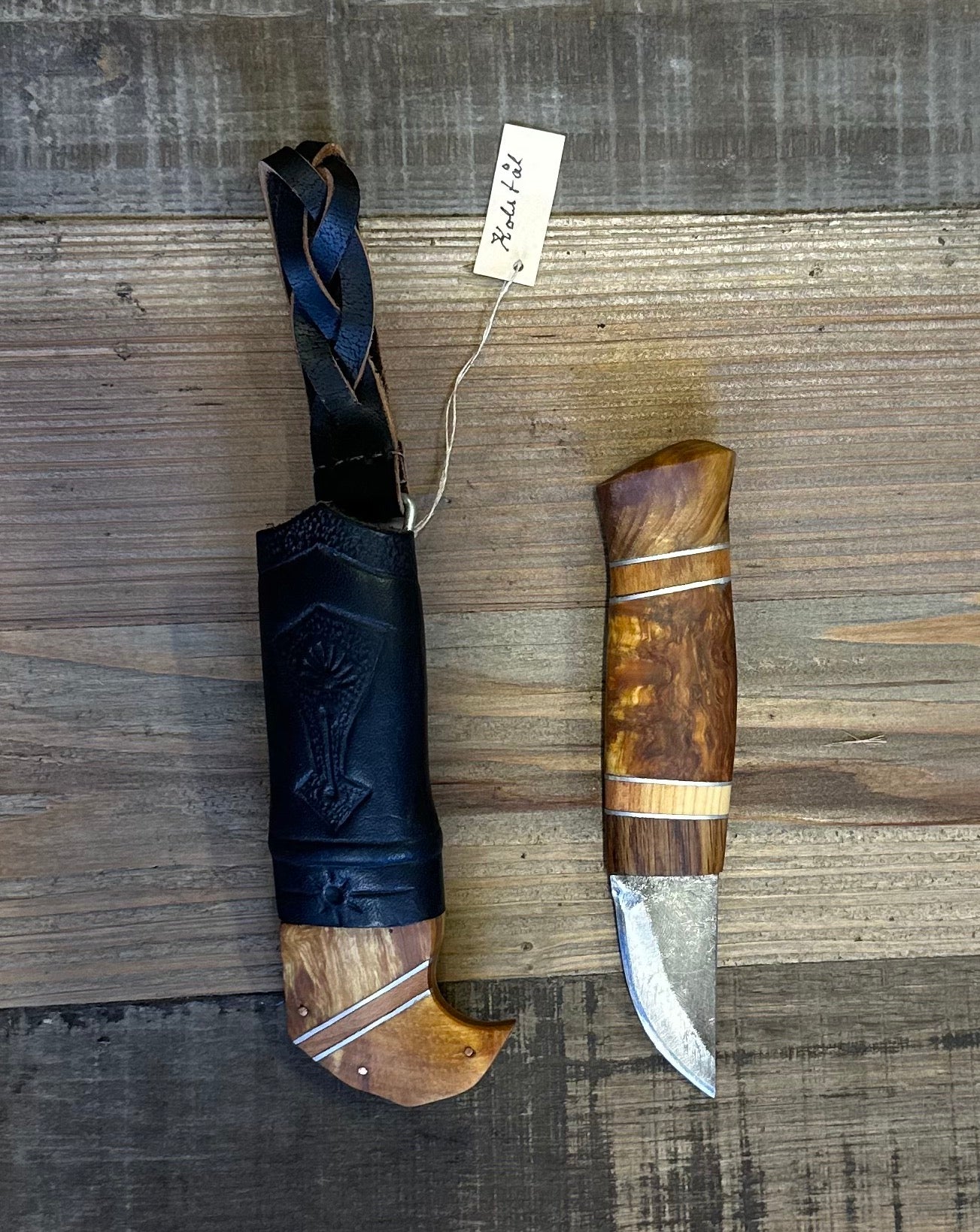 Handgjord Kniv - Kolstål 15 cm