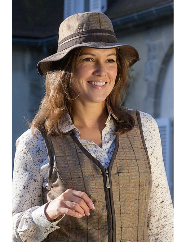 Baleno Caitlin Hat Hunting