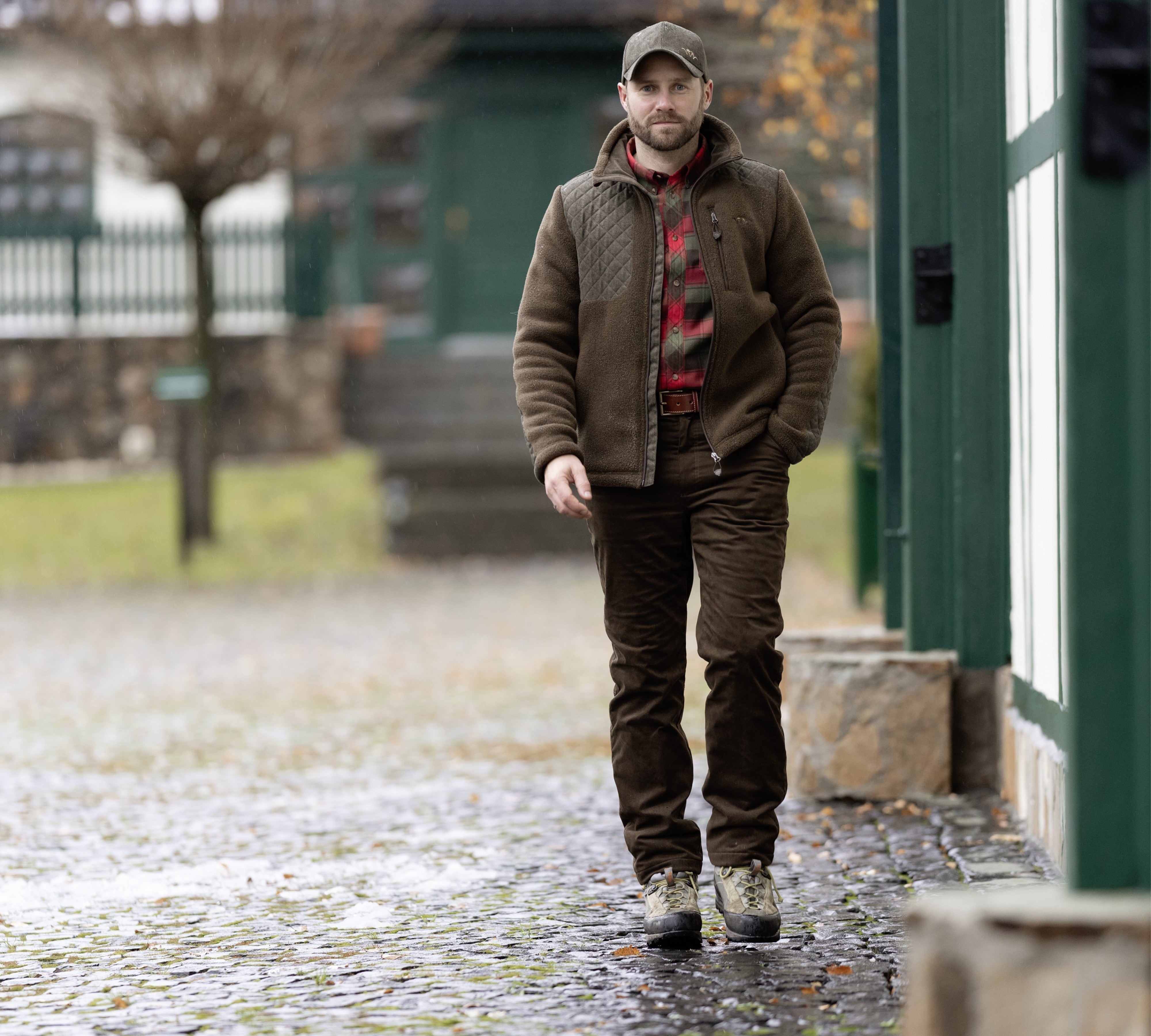 Kvalitet och funktion från Blaser & Jaktstil - 5 herrplagg som gör dig redo för våren 2025