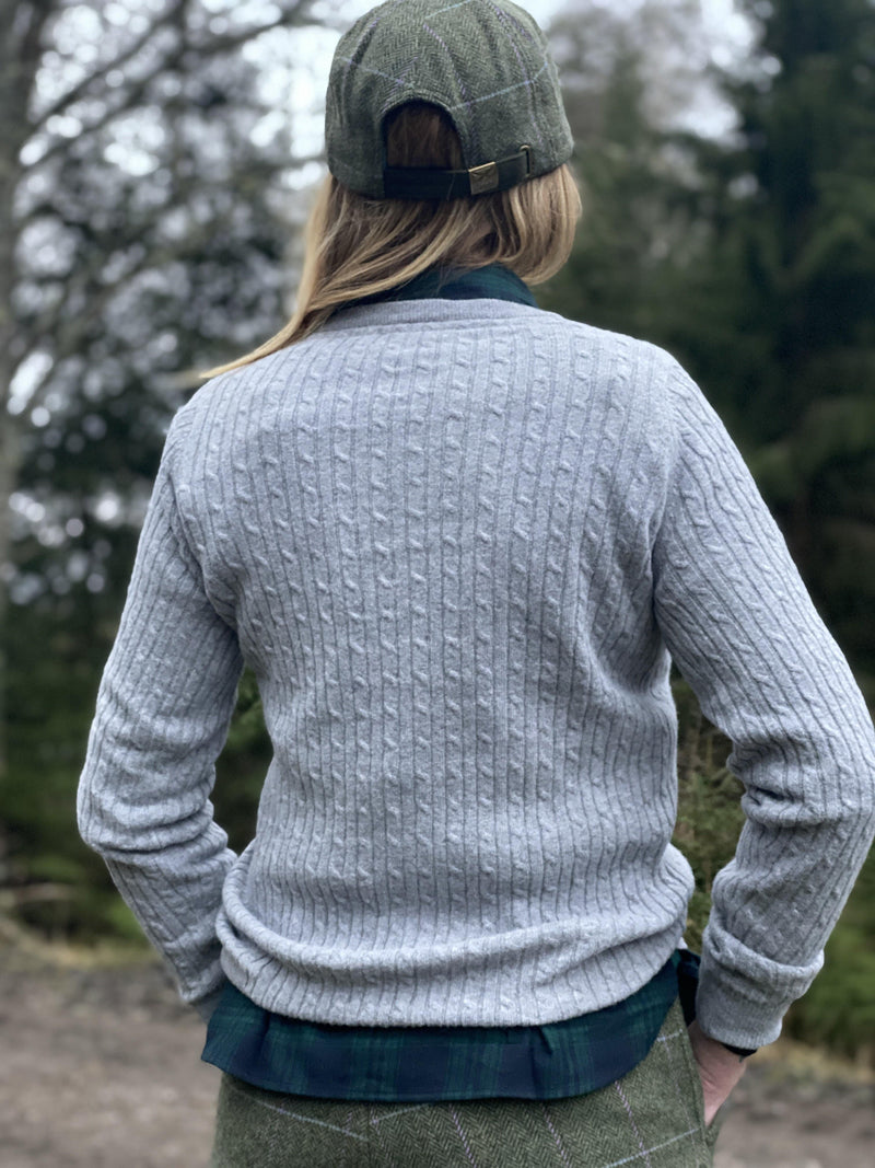 Lauder Grå - Kabelstickad Tröja - Jaktstil.se