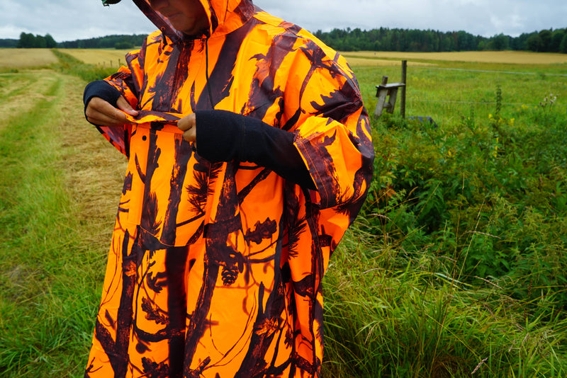 Regnponcho i Orange Camouflage